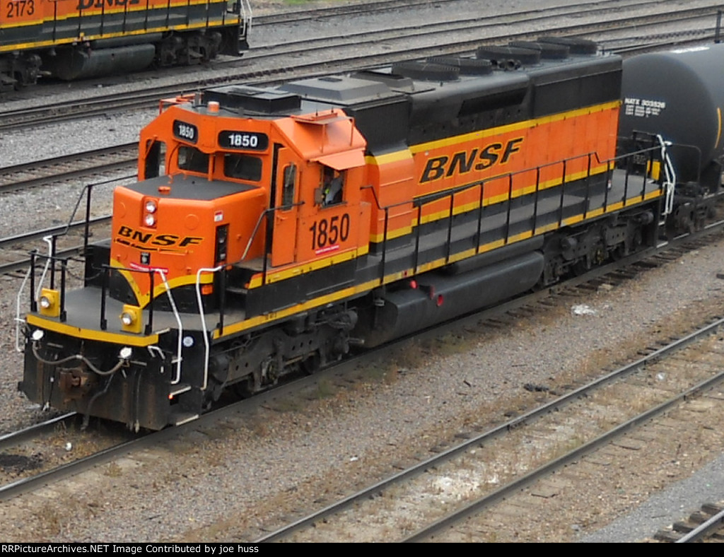 BNSF 1850